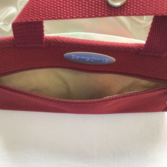 Samsonite Maroon Canvas Toiletry Bag - Picture 8 of 10